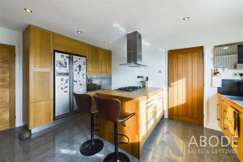2 Black Lane, Whiston, Stoke-on-trent, ST10 2JQ