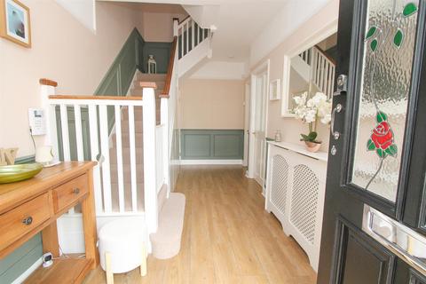 4 bedroom terraced house for sale, Highview Avenue, Wallington SM6