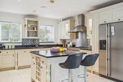 5 bedroom detached house for sale, Wood End Close, Farnham Common SL2