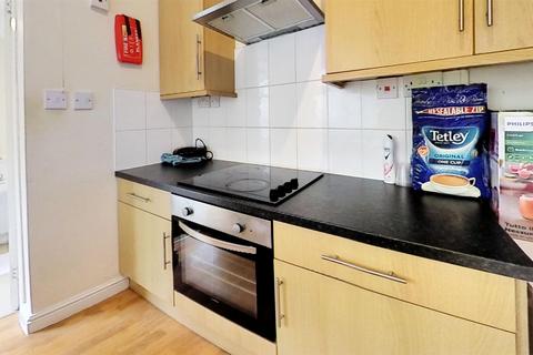 4 bedroom house to rent, Heeley Road, Birmingham B29