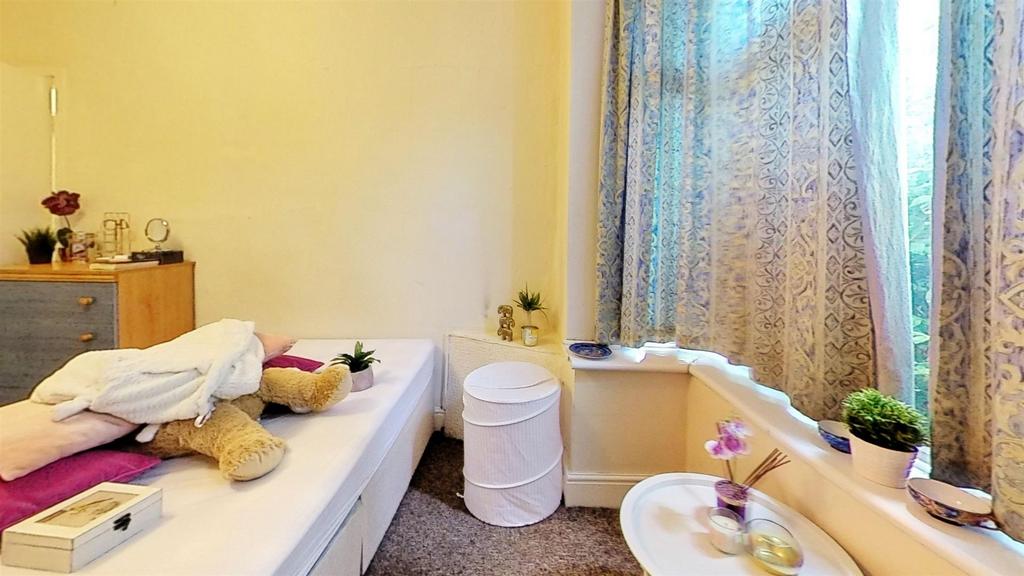 103-Heeley-Road-Bathroom.jpg