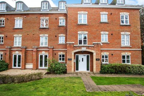 2 bedroom apartment for sale, Hillcroft Close, Lymington, Hampshire, SO41