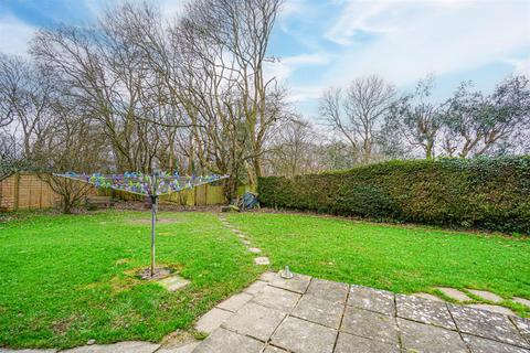 4 Ashdown Close, St Leonards-on-sea, TN38 9SP