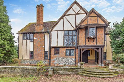 4 bedroom detached house for sale, Coombe Hill Court, Windsor, Berkshire