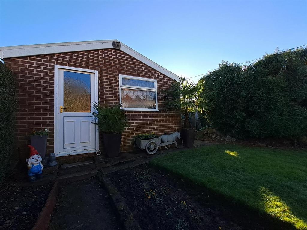 Rear Garage