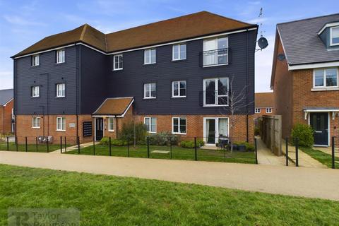 2 bedroom apartment for sale, Kiln Wood Vale, Faygate