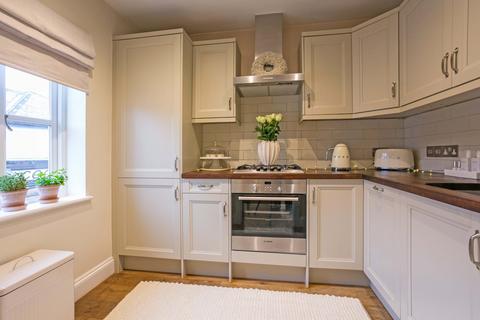 2 bedroom maisonette for sale, High Street, Cookham SL6