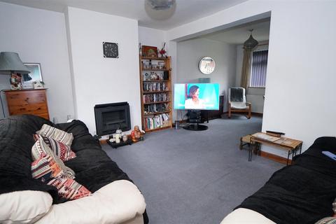 30 Fencote Crescent, Bradford, BD2 3PA