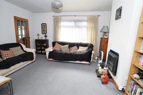30 Fencote Crescent, Bradford, BD2 3PA