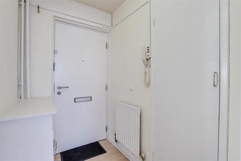 1 bedroom maisonette to rent, Cross Street, Arnold NG5