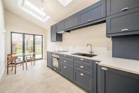 51 Beech Road, Stourbridge, DY8 2AS