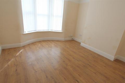 3 bedroom end of terrace house to rent, Wharncliffe Road, Old Swan, Liverpool