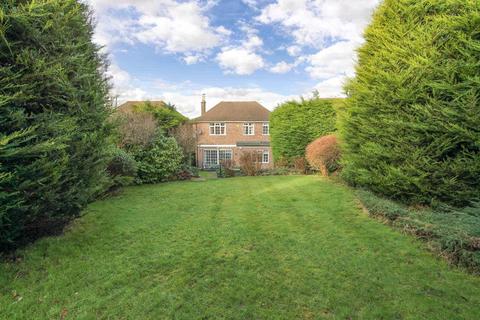 3 bedroom detached house for sale, Stratton Avenue, Wallington SM6