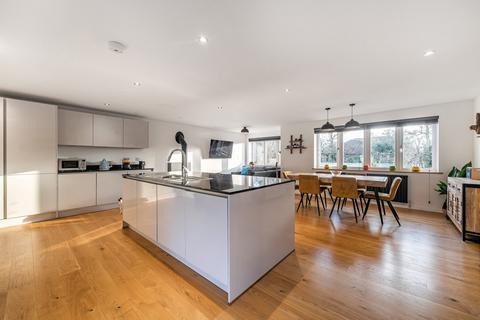 4 bedroom detached house for sale, Wincroft Road, Caversham Heights, Reading