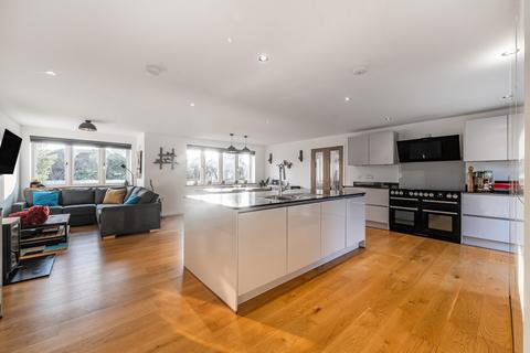 4 bedroom detached house for sale, Wincroft Road, Caversham Heights, Reading