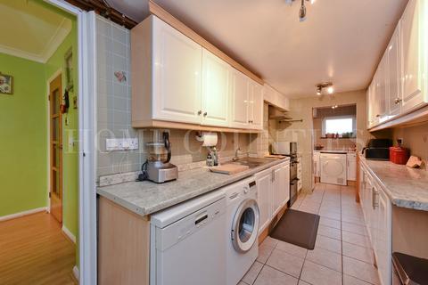 undefined, Causeway Close, Potters Bar, EN6