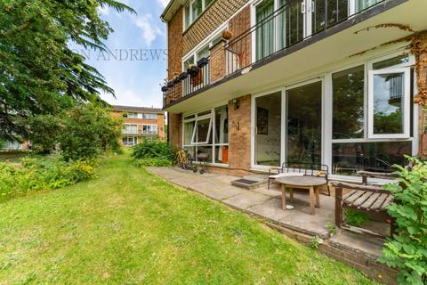 21 The Croft, London, W5 2JW