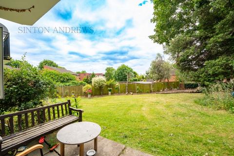 21 The Croft, London, W5 2JW