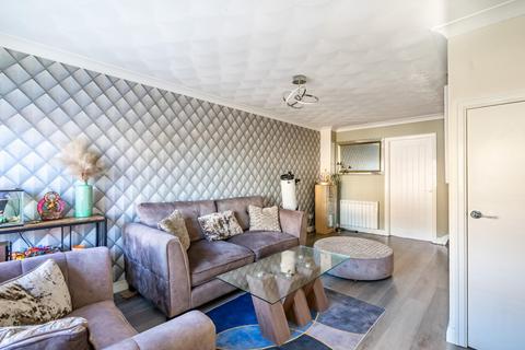 2 bedroom end of terrace house for sale, Bowling Green Croft, York