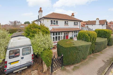 3 bedroom detached house for sale, Cromwell Road, Canterbury