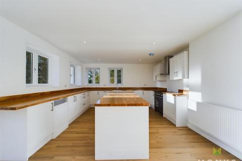 5 bedroom detached house for sale, Newtown, Wem, Shrewsbury