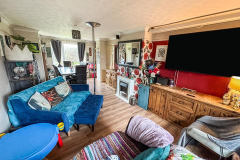 56 Chesil Walk, Corby, NN18 0DN