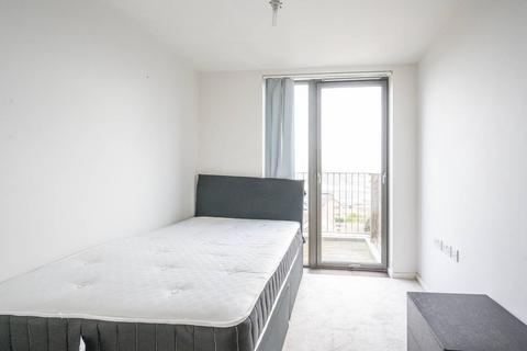 2 bedroom flat for sale, Callisto Court, E16, Royal Docks, London, E16