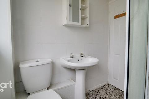 4 bedroom semi-detached house to rent, Dereham Road, NORWICH