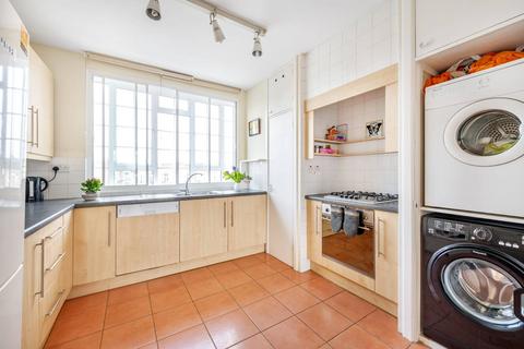 3 bedroom flat to rent, Frithville Gardens, Shepherd's Bush, London, W12