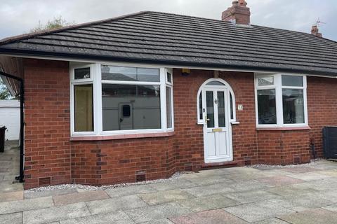 2 bedroom bungalow to rent, Pepper Lane, Standish, Wigan, WN6 0PX