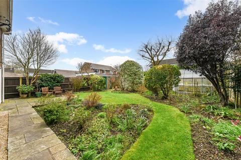 4 bedroom detached house for sale, Ferndale Road, Chichester