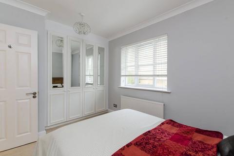 3 bedroom house to rent, Glenburnie Road, Tooting, London, SW17