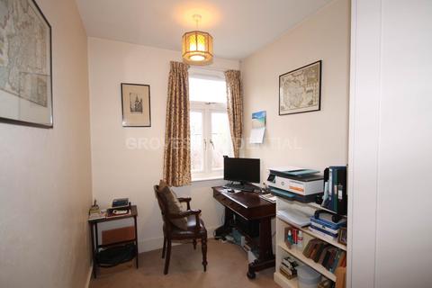 9 Beaconsfield Road, New Malden, KT3 3HY