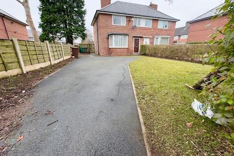 3 bedroom semi-detached house to rent, Warsop Avenue, Manchester, M22