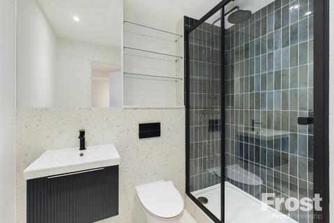 2 bedroom apartment to rent, Station Road, Gerrards Cross, Buckinghamshire, SL9