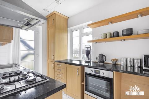 undefined, Sheen Court Road, Richmond, TW10