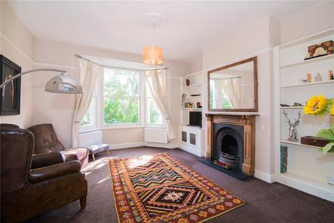 2 bedroom apartment to rent, Cambridge Road, Teddington