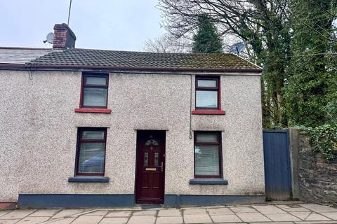 2 bedroom end of terrace house to rent, Aberdare CF44