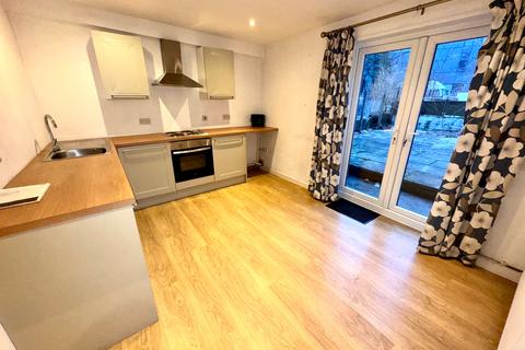 2 bedroom end of terrace house to rent, Aberdare CF44