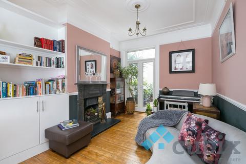 5 bedroom house for sale, Fairmile Avenue, London SW16