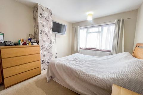 5 Barr Road, Gravesend, DA12 4DU
