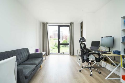 1 bedroom flat to rent, Blair Street, London E14