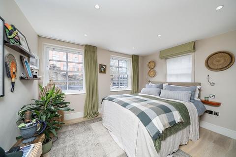 2 bedroom flat for sale, Hermes Street, London