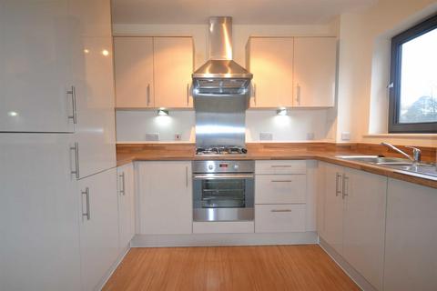 1 bedroom apartment to rent, Wise Court, Raven Close, Watford