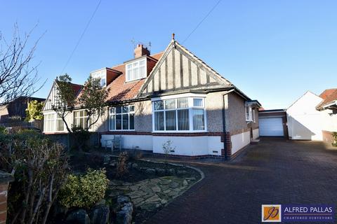 4 bedroom semi-detached house for sale, Calderbourne Avenue, Seaburn