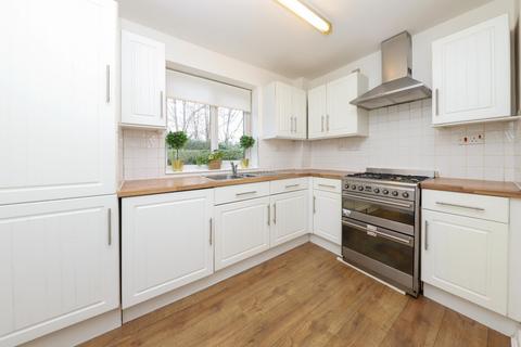 1 bedroom apartment for sale, Dingles Court, Pinner HA5