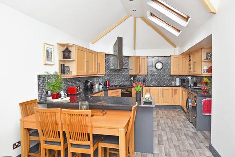 104 Bilton Lane, Harrogate, HG1 3DG
