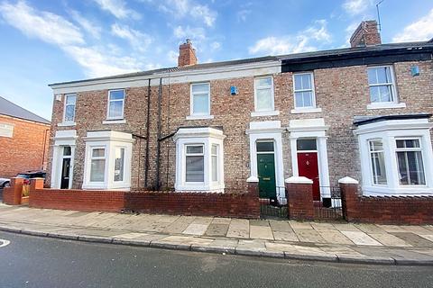 3 bedroom terraced house to rent, West Street, Wallsend