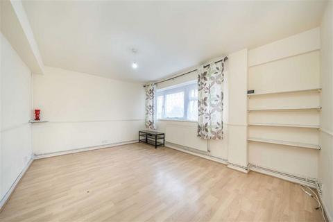 2 bedroom flat to rent, Eltham Road, London SE12