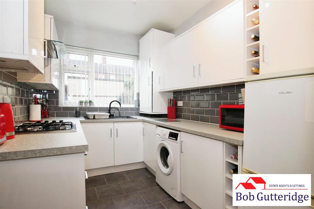 Fitted kitchen